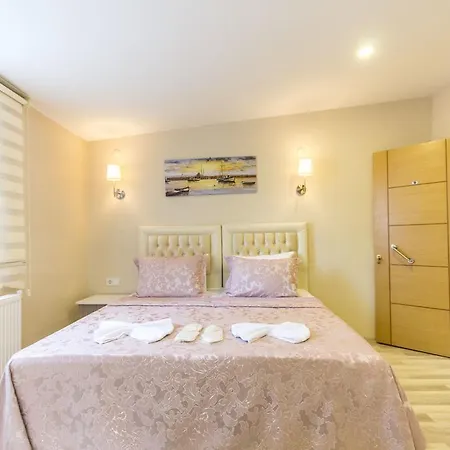 Ruby Bed & Breakfast *